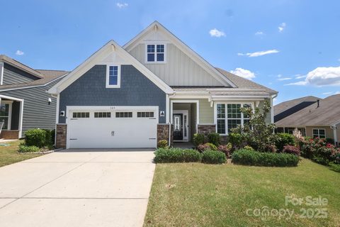 309 Kentmere Lane sold home in Summerhouse at Paddlers Cove, Clover, SC
