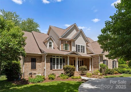 440 S Sharon Amity Road