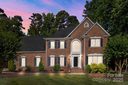 2608 Carmarthen Court sold home in Matthews, SC