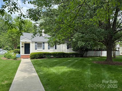 946 Sedgefield Road