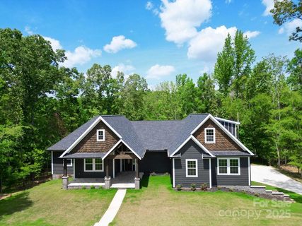 2694 Woodcrest Drive sold home in Old South, Concord, NC