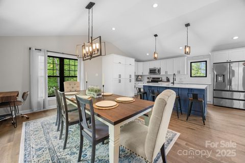 17403 Green Hill Road sold home in River Lure, Charlotte, NC