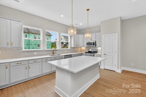 412 Nathaniel Way sold home in Brixton, Charlotte, NC