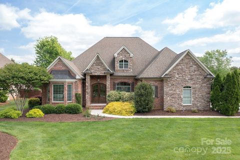 120 Grasslands Court sold home in Oak Valley, Advance, NC
