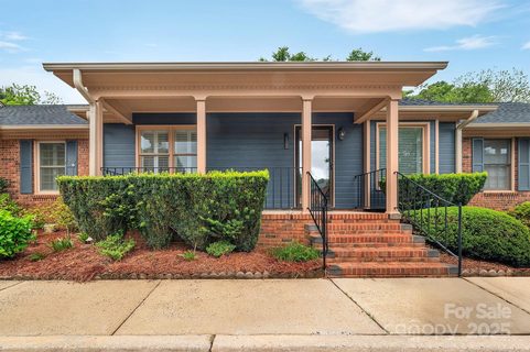 212 Pointe Circle sold home in Olde Pointe, Rock Hill, SC
