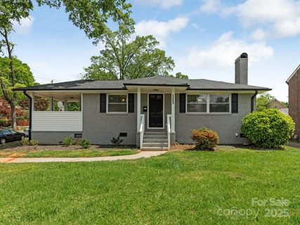 1301 S Kings Drive active home in Myers Park, Charlotte, NC