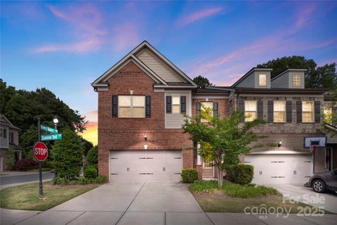 5422 Shannon Bell Lane sold home in Central Park, Charlotte, NC