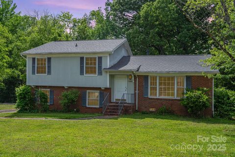 7106 Marlbrook Drive