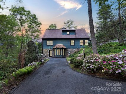 221 Holland Drive sold home in Lynch Cove, Black Mountain, NC