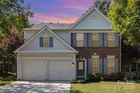 11807 Hawick Valley Lane sold home in Edinburgh, Charlotte, NC
