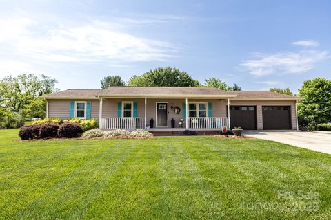 3310 46th Avenue sold home in Catawba Forest, Hickory, NC