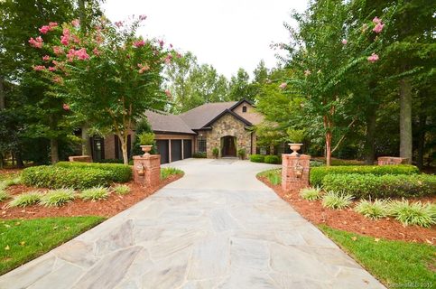 8315 Victoria Lake Drive