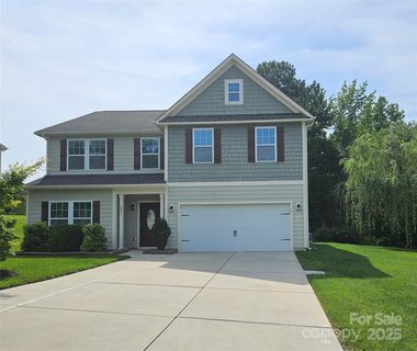 1071 Bassett Way sold home in Fox Ridge, Fort Mill, SC