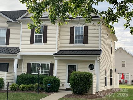 11622 Lioness Street sold townhome in Lions Gate, Charlotte, NC