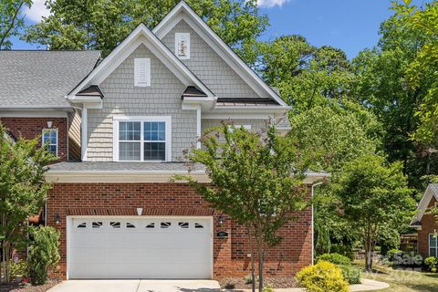 907 Ospre Lane sold townhome in Beacon Knoll Villas, Fort Mill, SC