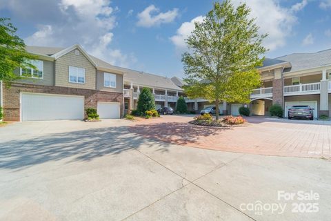 9047 Rosalyn Glen Road sold home in Edinburgh Square, Cornelius, NC