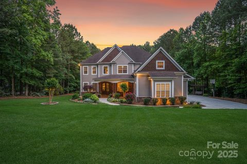 4877 River Hills Drive