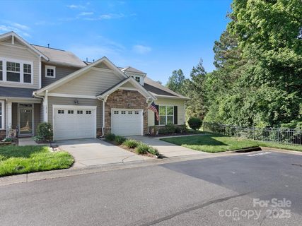 1219 Crown Vista Drive sold home in Cobblestone, Fort Mill, SC