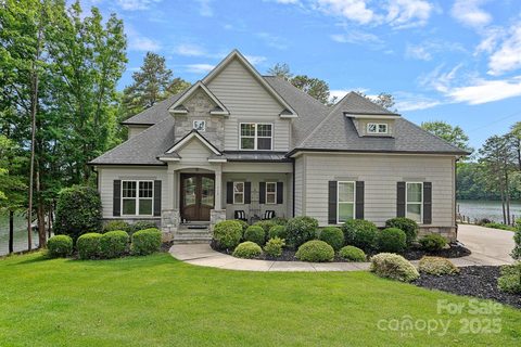 112 Nautilus Court sold home in Hawkes Bay, Troutman, NC