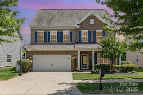 7318 Agnew Drive sold home in Victoria at Aberdeen, Charlotte, NC
