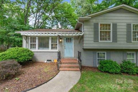 6609 Pleasant Drive