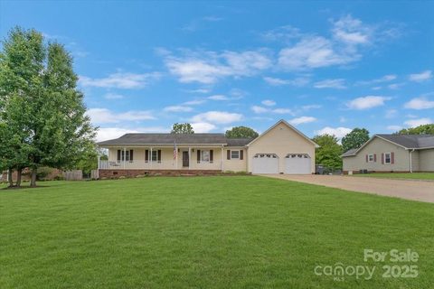 195 Antler Drive sold home in Deercroft, Statesville, NC