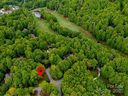 102 Little Cherokee Ridge sold home in Hendersonville, SC