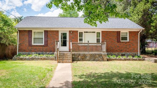 734 Club Drive sold home in Country Club Estates, Statesville, NC