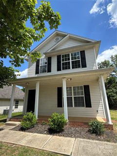 1300 Braveheart Lane sold home in Oakdale Village, Charlotte, NC