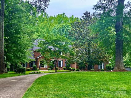 7103 Forest Ridge Road sold home in Providence Place, Matthews, NC