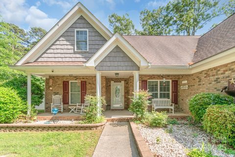 2020 Olde Towne Drive sold home in Olde Towne Estates, Monroe, NC