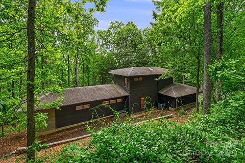 18 Balsam Court sold home in Mount Royal, Arden, NC