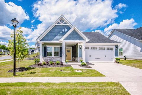 105 Chase View Lane sold home in Smith Village, Troutman, NC