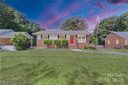 3400 Barfield Drive sold home in Charlotte, SC