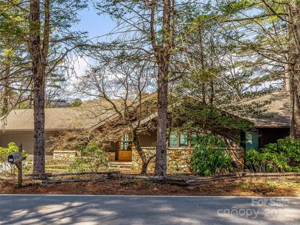 113 Lake Point Drive