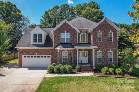 4619 Glasgow Court sold home in Cambridge Estates, Gastonia, NC
