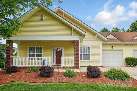 2323 Granville Place sold condo in Village Of Woodridge, Monroe, NC
