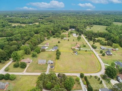 9700 Autumn Circle sold lot in Autumn Acres, Davidson, NC