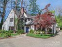 373 Vanderbilt Road sold home in Asheville, SC