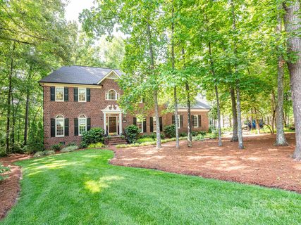 5417 Bedfordshire Avenue sold home in Camelot, Harrisburg, NC