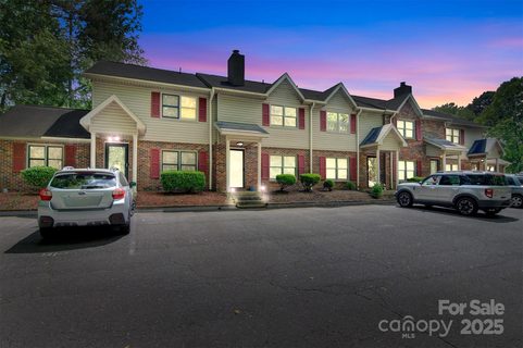 1485 20th Avenue sold home in Huntsmoor, Hickory, NC