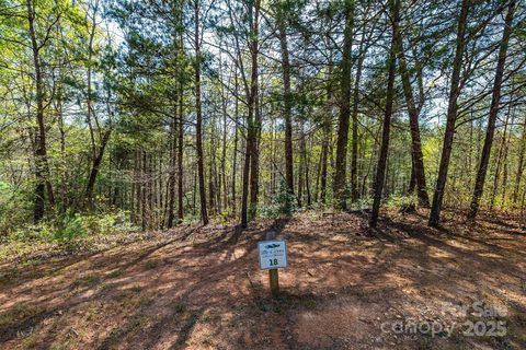 18 Walnut Ridge Way active lot in The Coves Mountain River Club, Lenoir, NC