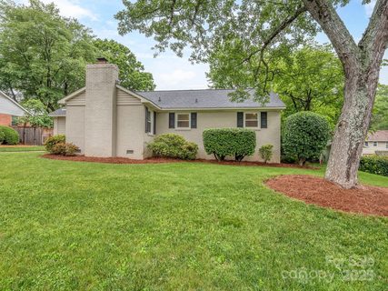1227 Seneca Place