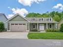 127 Olde Oak Way sold home in Hendersonville, SC