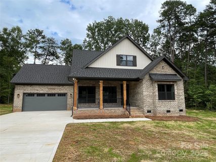 301 General As Johnston Street sold home in Stonewall Jackson Park, Stanley, NC