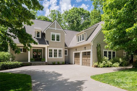 Homes in Southcliff, Fairview