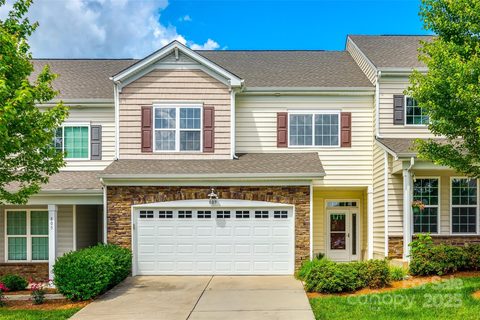 Previously sold for $405,000