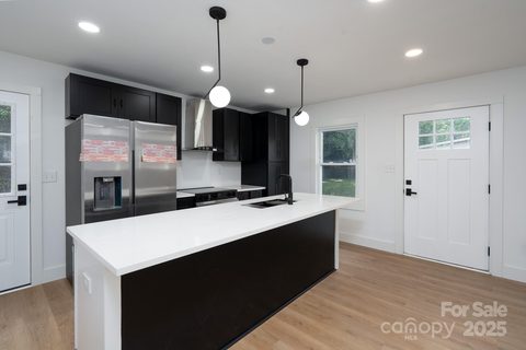 4500 Ridgeley Drive sold home in Brookfield, Charlotte, NC