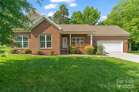 2016 Townview Drive sold home in Townview Estates, Kannapolis, NC