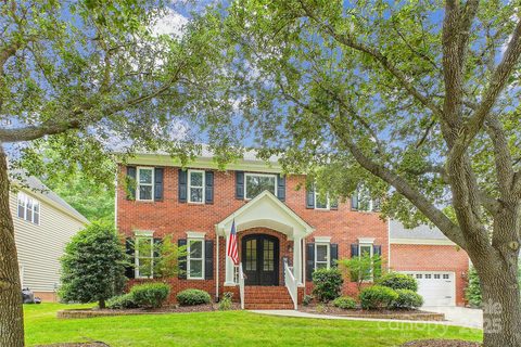 8612 Tintinhull Lane